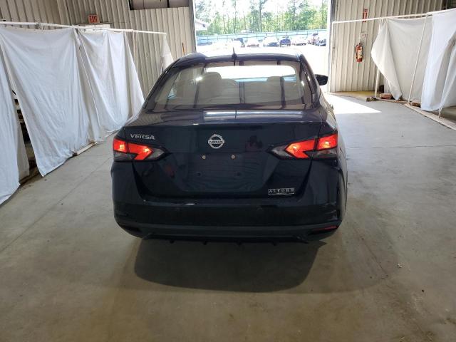  NISSAN VERSA 2021 Czarny
