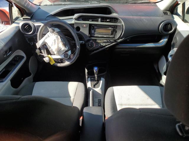  TOYOTA PRIUS 2013 Оранжевый
