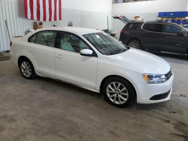  VOLKSWAGEN JETTA 2013 Белы