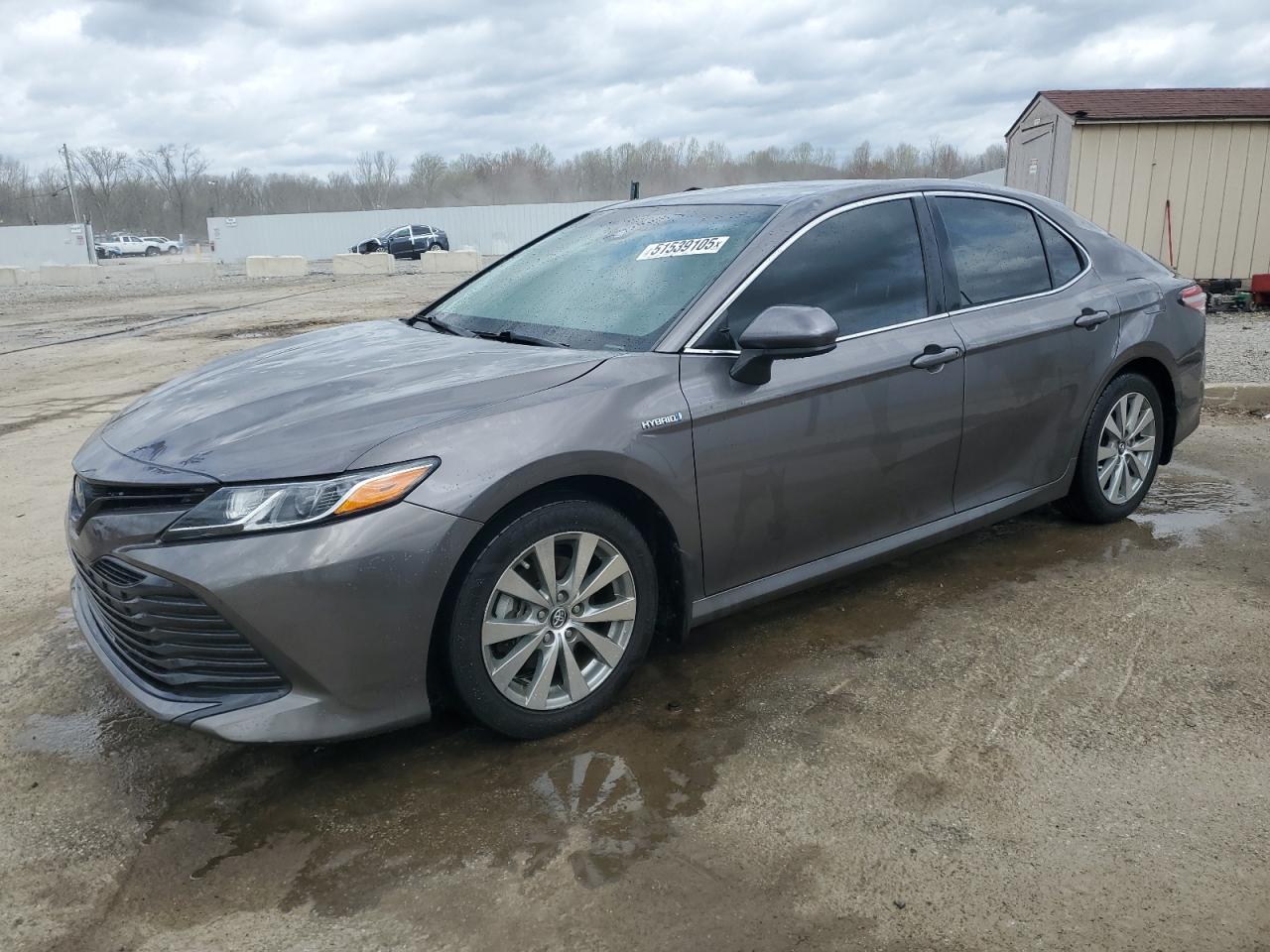 2018 Toyota Camry Le იყიდება Louisville-ში, KY - Hail