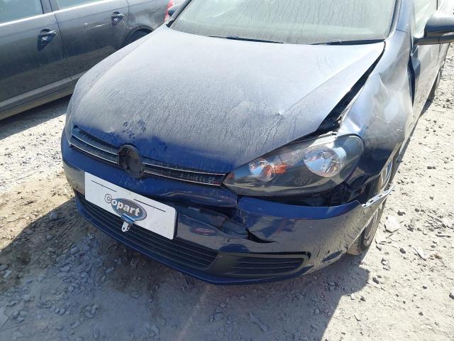 2010 VOLKSWAGEN GOLF SE BL