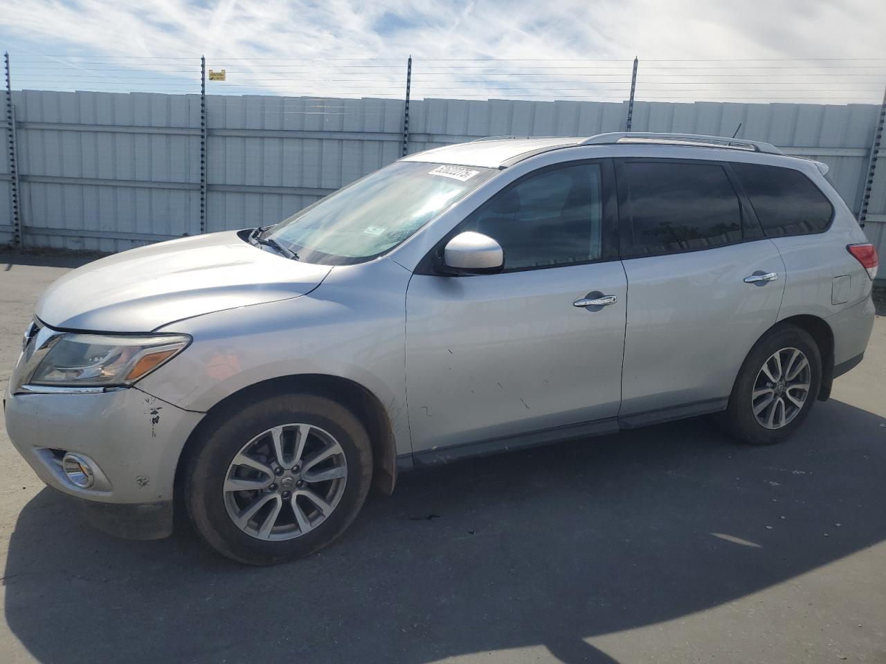2016 Nissan Pathfinder S for Sale in Antelope, CA - Rear End