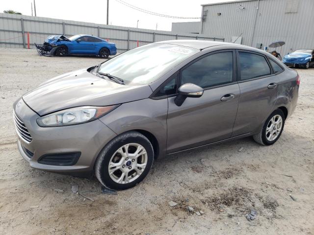 Sedans FORD FIESTA 2014 Gray