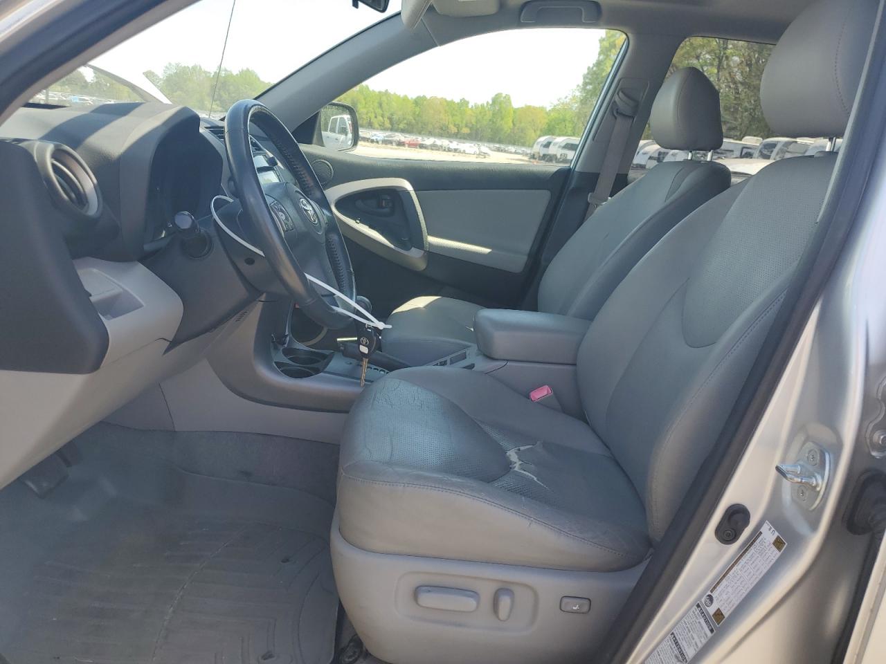 2008 Toyota Rav4 Limited VIN: JTMBD31V886074705 Lot: 55286795
