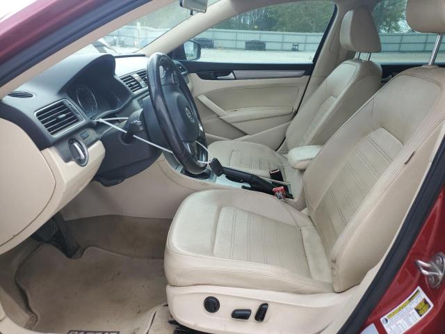 Седаны VOLKSWAGEN PASSAT 2015 Красный