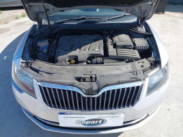 2013 SKODA SUPERB ELE