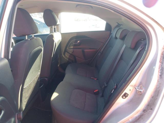 2014 KIA RIO 1