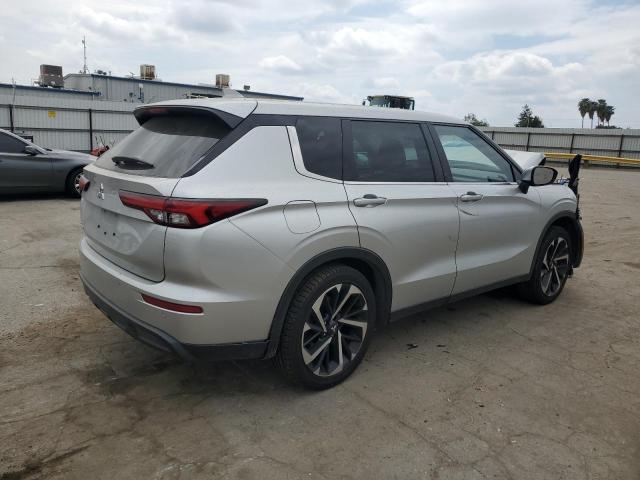  MITSUBISHI OUTLANDER 2022 Сріблястий