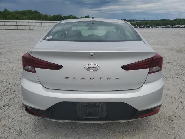  HYUNDAI ELANTRA 2019 Сріблястий