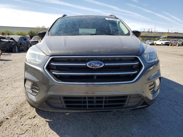Паркетники FORD ESCAPE 2017 Вугільний