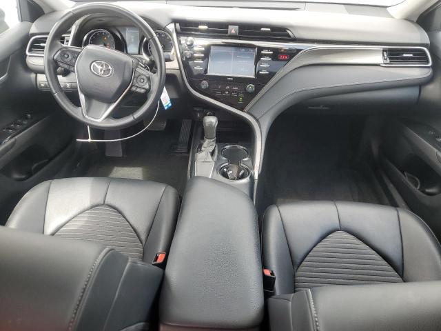  TOYOTA CAMRY 2020 Srebrny