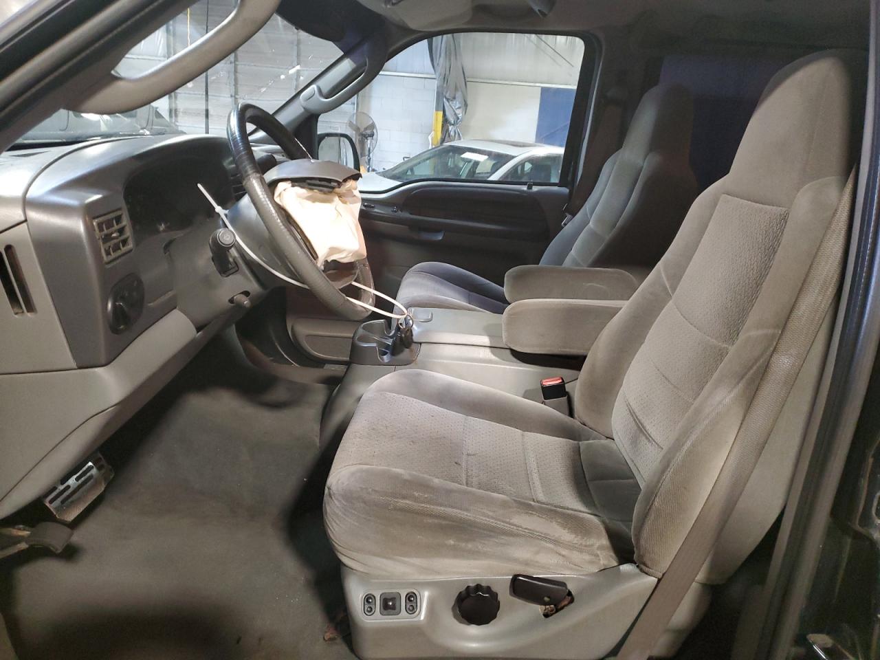 2003 Ford Excursion Xlt VIN: 1FMNU41S63EA06700 Lot: 52320015