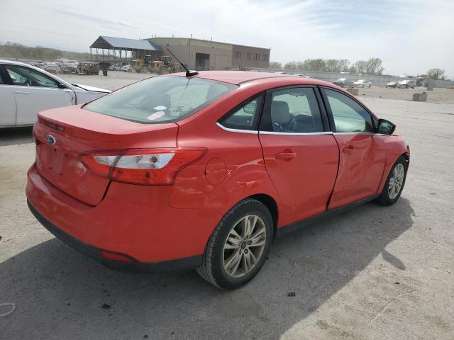 Sedans FORD FOCUS 2012 Czerwony