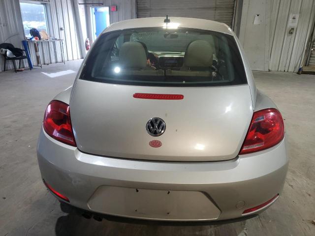  VOLKSWAGEN BEETLE 2013 Золотой