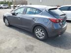 2016 Mazda 3 Sport იყიდება Exeter-ში, RI - Rear End