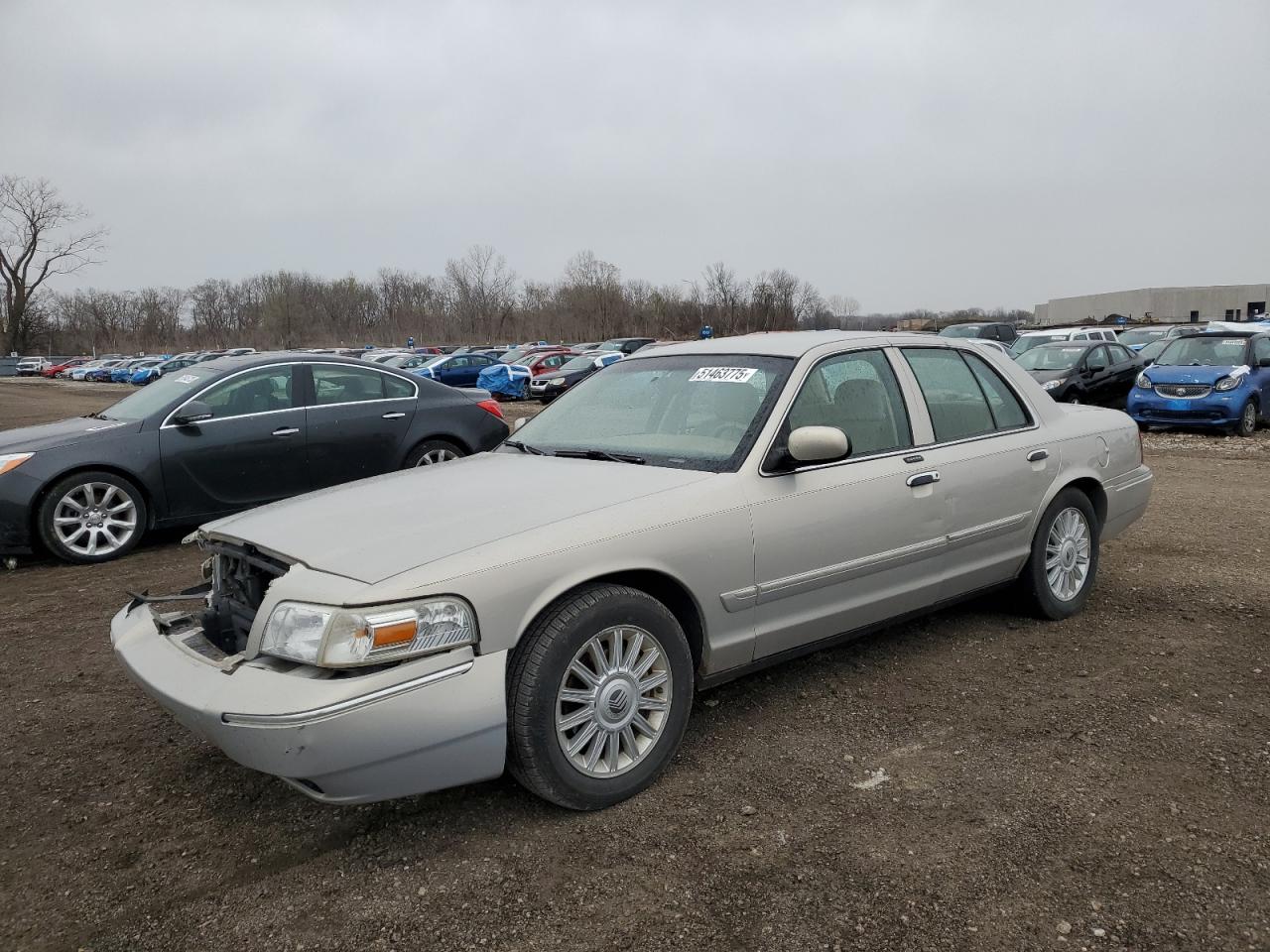 2008 Mercury Grand Marquis Ls for Sale in Des Moines, IA - Front End