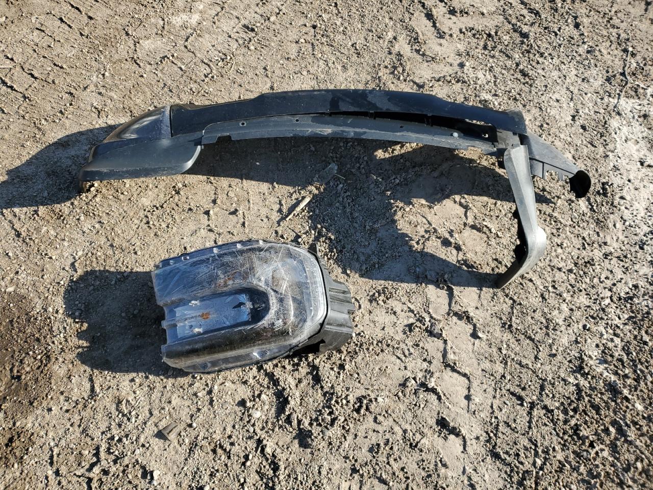 2024 Ford Maverick Xlt Tremor VIN: 3FTTW8C98RRB03863 Lot: 52021285