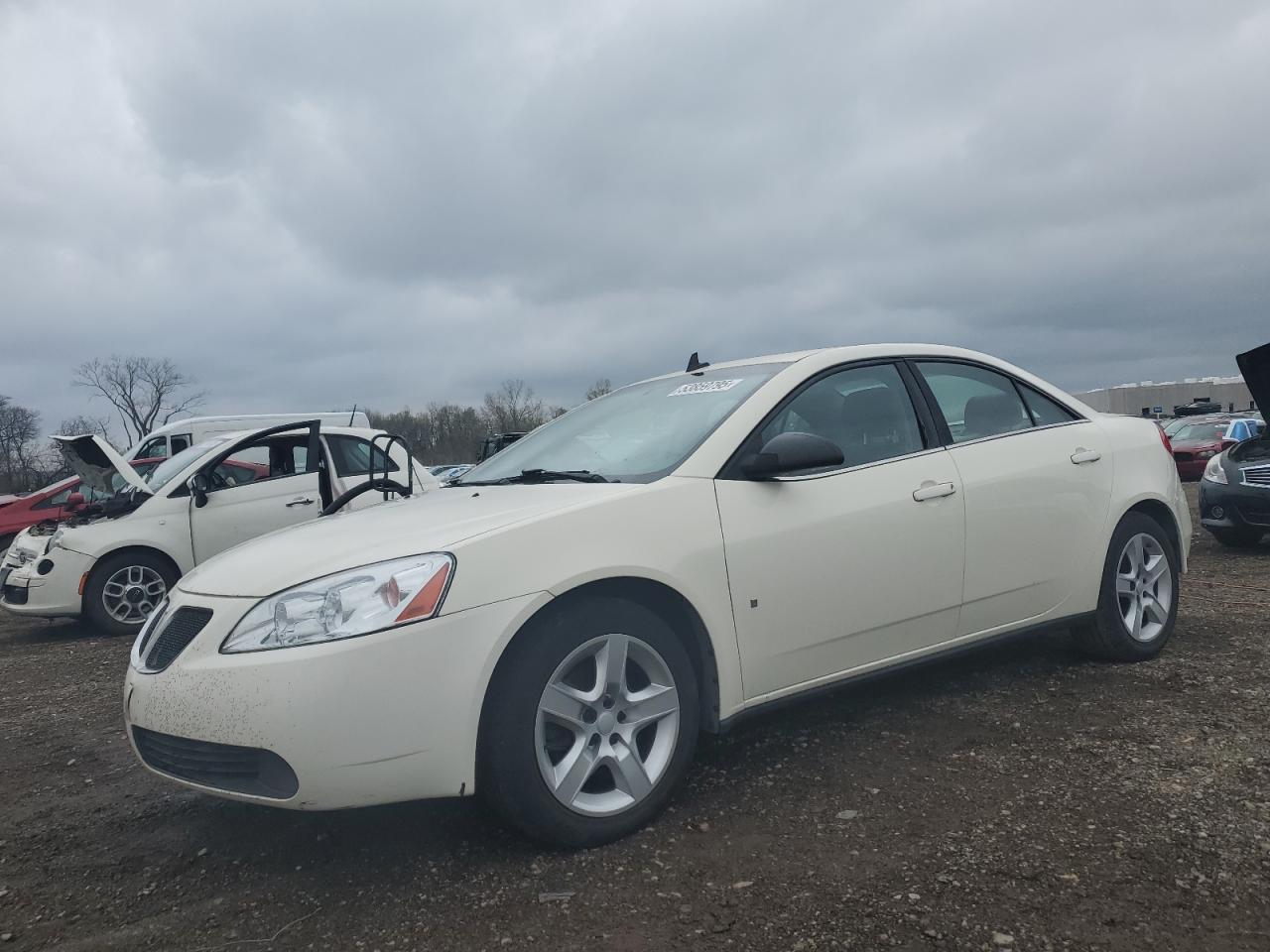 2008 Pontiac G6 Base for Sale in Des Moines, IA - Rear End