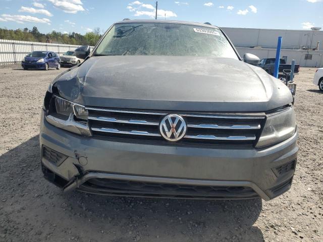 VOLKSWAGEN TIGUAN 2018 Серый