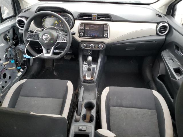  NISSAN VERSA 2021 Сріблястий