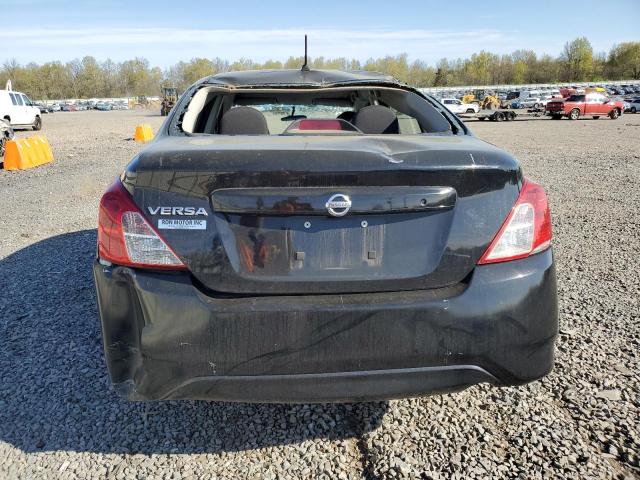 Sedans NISSAN VERSA 2016 Czarny