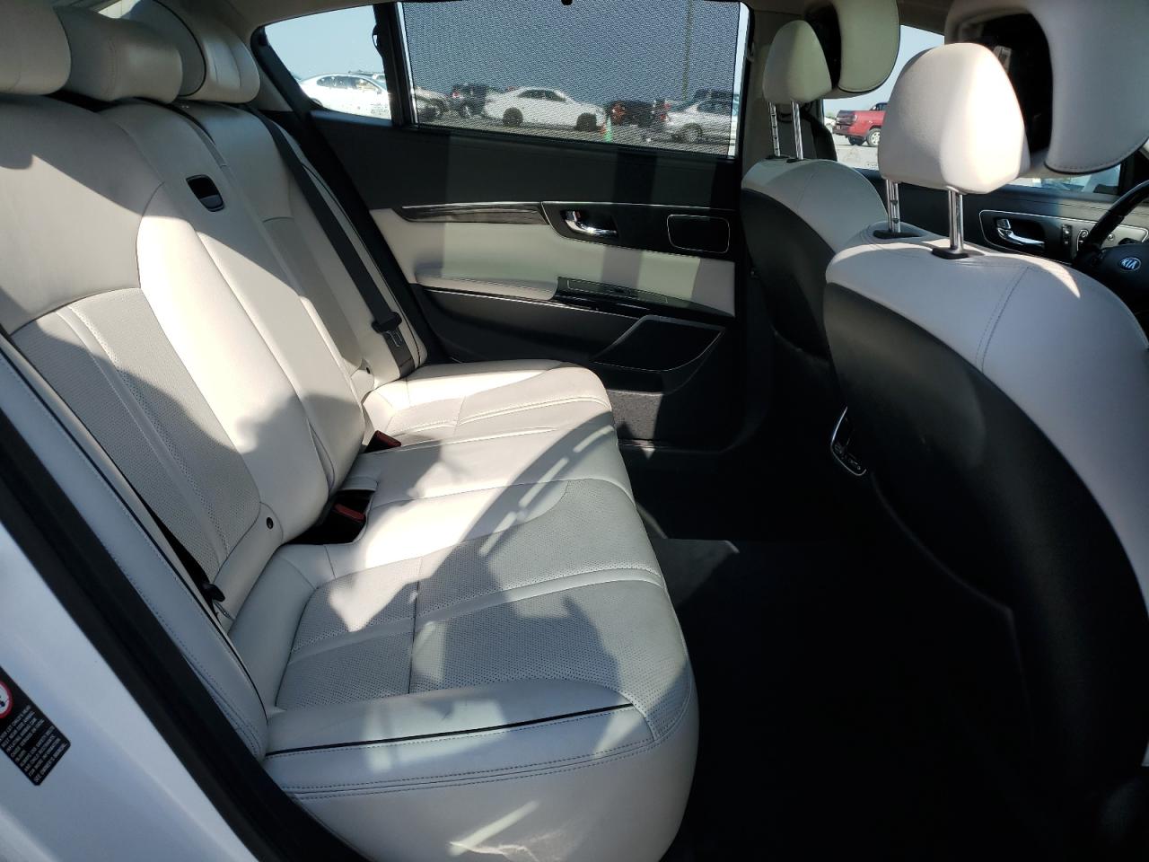2015 Kia K900 VIN: KNALW4D4XF6020775 Lot: 53062175