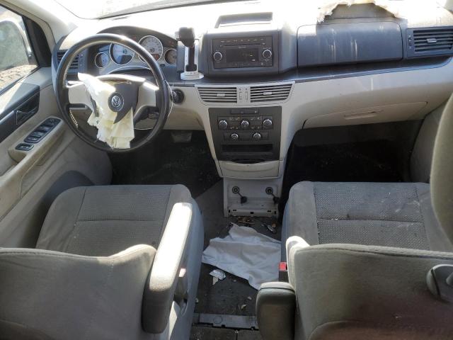 2010 VOLKSWAGEN ROUTAN S