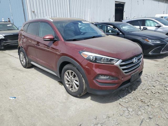  HYUNDAI TUCSON 2017 Червоний