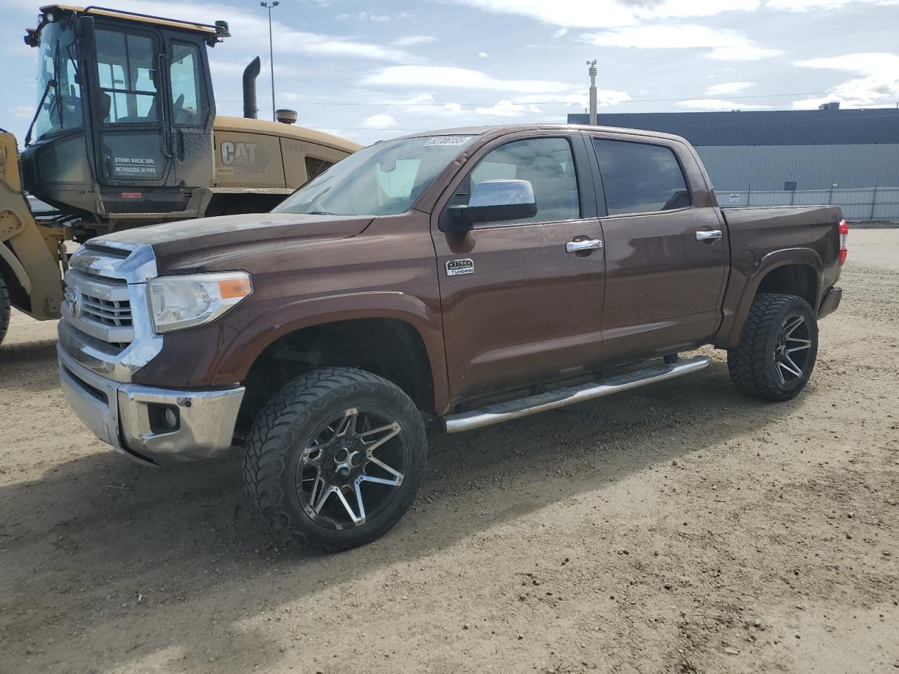 2015 Toyota Tundra Crewmax 1794 للبيع في Nisku، AB - Rear End