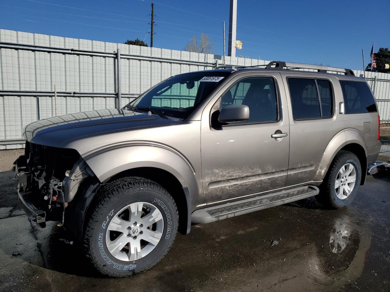 2005 Nissan Pathfinder Le for Sale in Littleton, CO - Front End