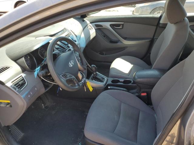 Sedans HYUNDAI ELANTRA 2014 Srebrny