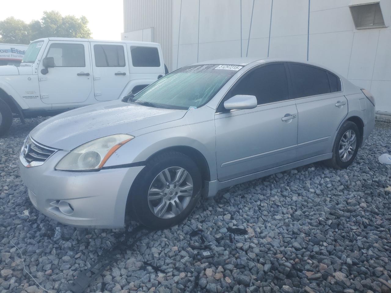 2010 Nissan Altima Base for Sale in Apopka, FL - Front End