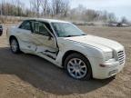 2008 Chrysler 300 Limited იყიდება Davison-ში, MI - Side