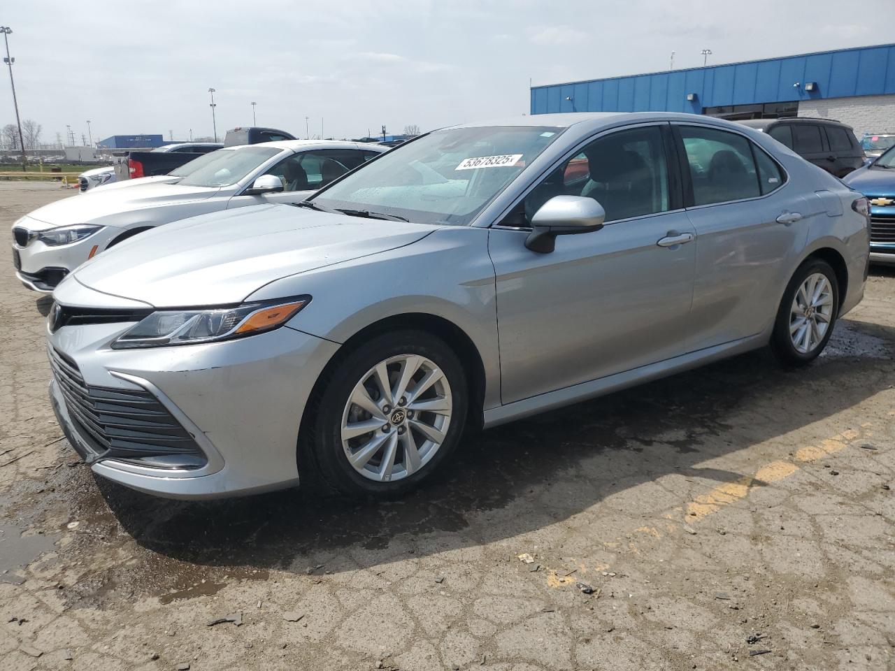2023 Toyota Camry Le for Sale in Woodhaven, MI - Rear End