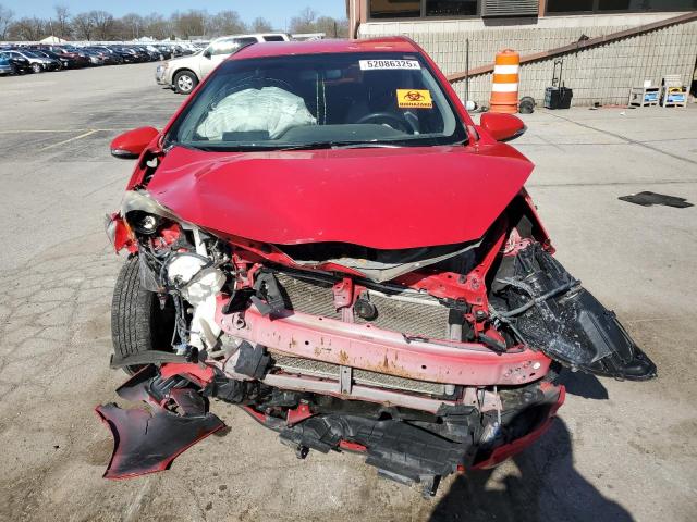 Хэтчбеки TOYOTA PRIUS 2013 Красный