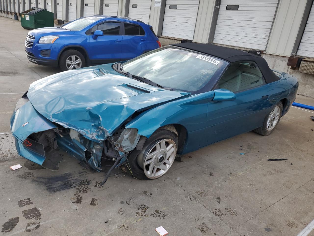 1996 Chevrolet Camaro Base იყიდება Louisville-ში, KY - Front End
