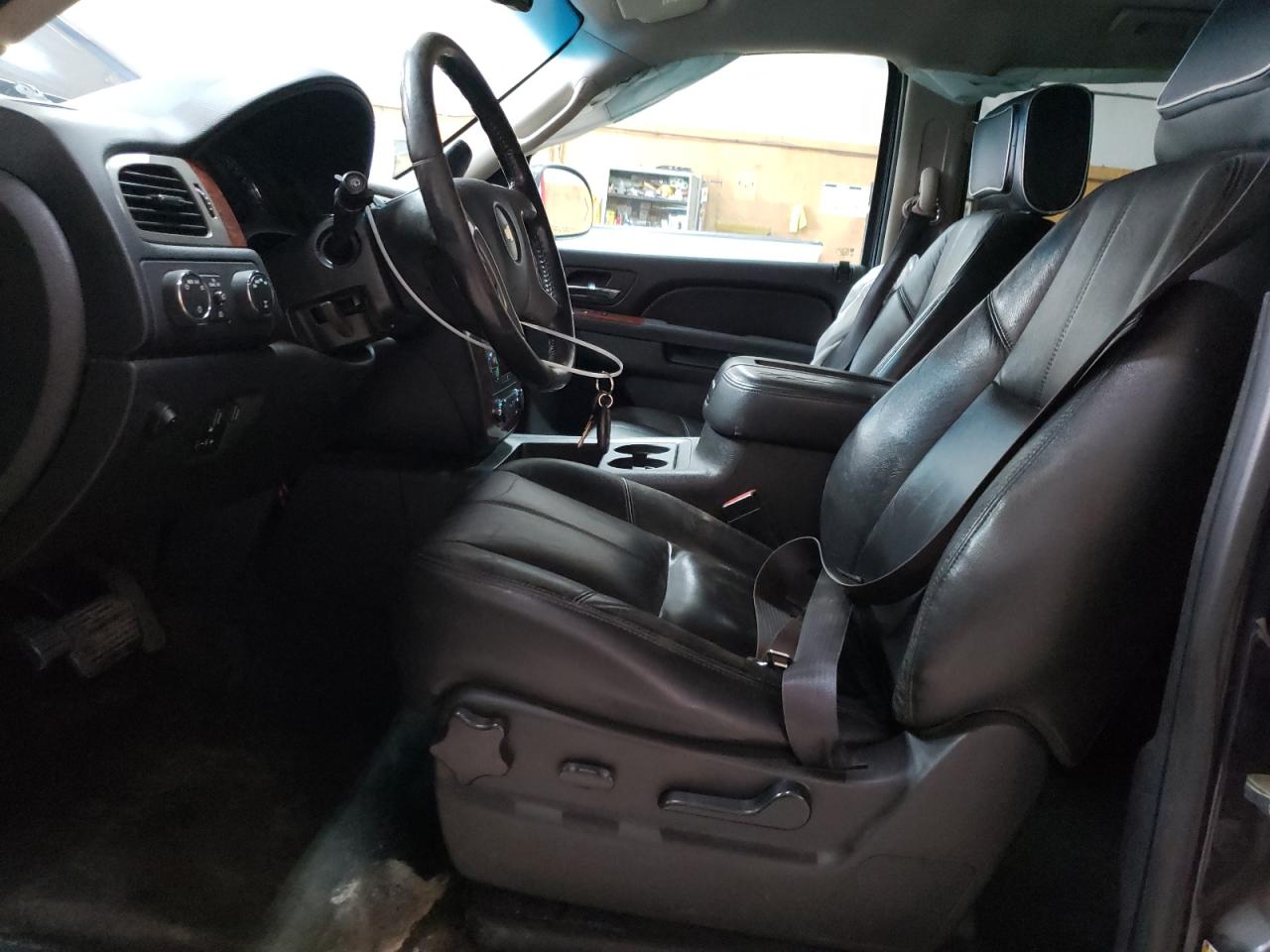 2013 Chevrolet Suburban K1500 Lt VIN: 1GNSKJE75DR191647 Lot: 54132905
