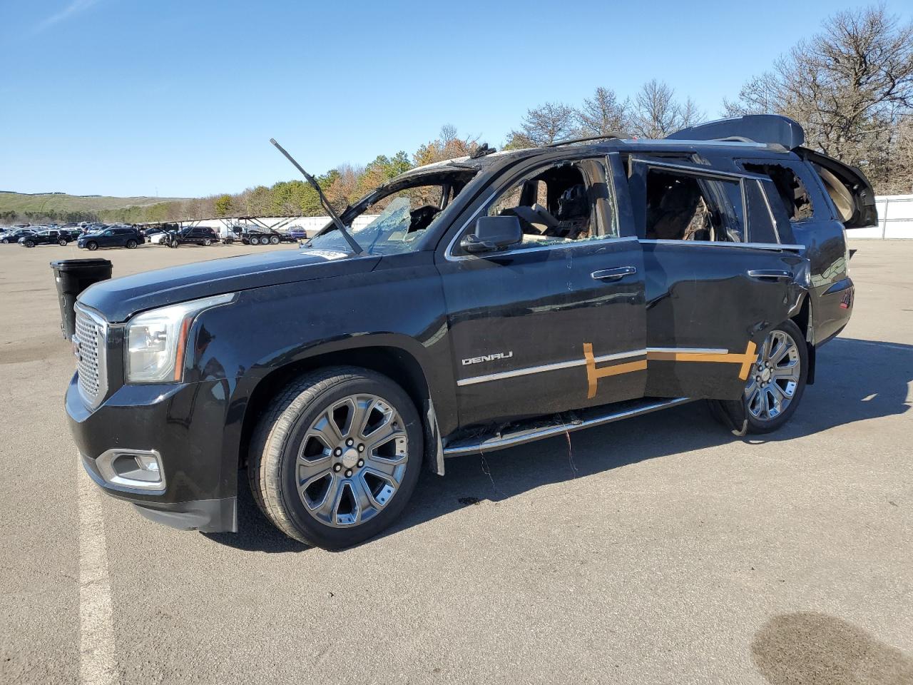 2016 GMC Yukon Denali VIN: 1GKS2CKJXGR121932 Lot: 53669565