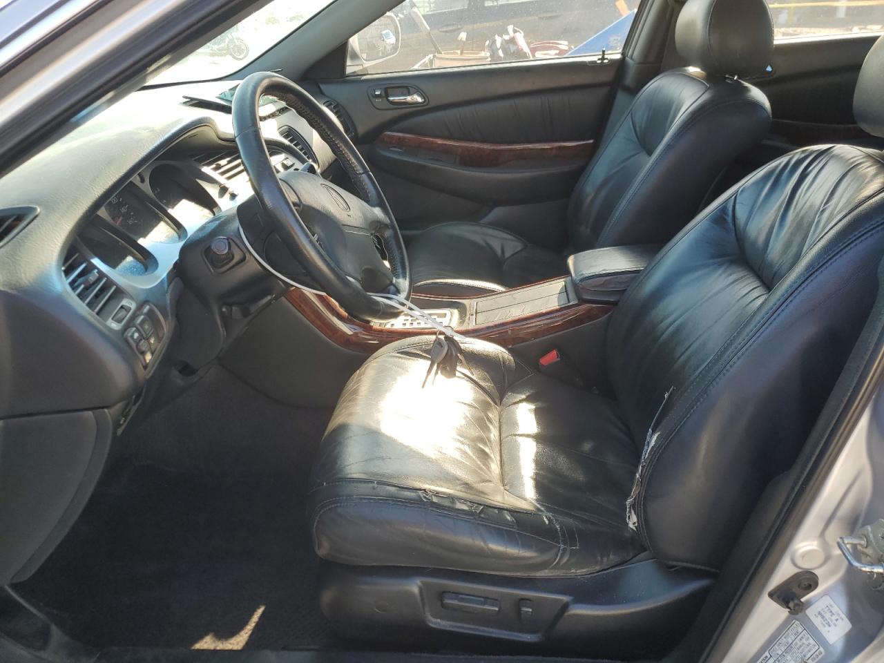2001 Acura 3.2Tl VIN: 19UUA566X1A024567 Lot: 52332035