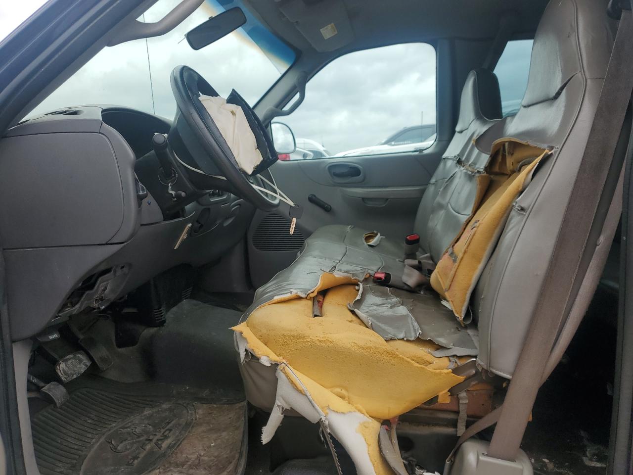 2000 Ford F150 VIN: 1FTRX17W9YNB80855 Lot: 53901265