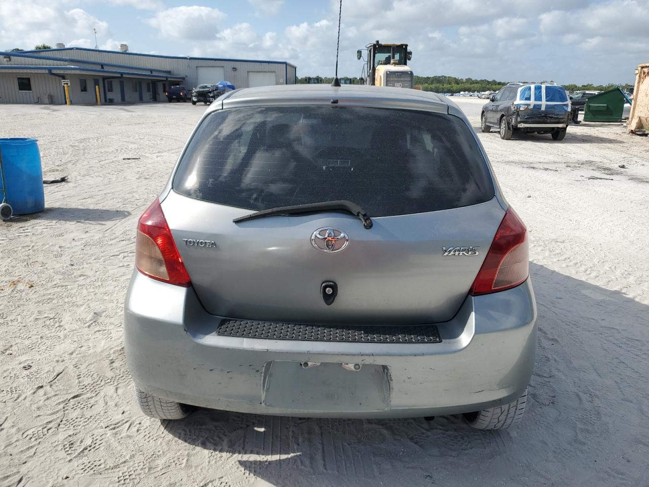 2007 Toyota Yaris VIN: JTDJT923375115616 Lot: 53800245