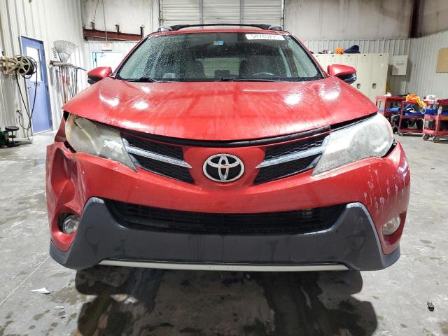 Parquets TOYOTA RAV4 2015 Czerwony