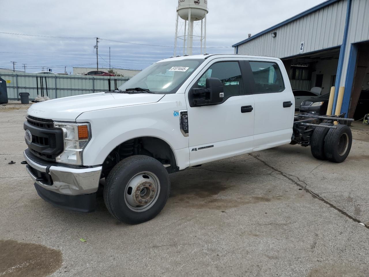 2022 Ford F350 Super Duty for Sale in Chicago Heights, IL - Minor Dent/Scratches