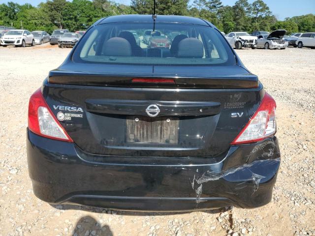  NISSAN VERSA 2017 Czarny