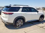 2023 Nissan Pathfinder Platinum للبيع في Grand Prairie، TX - Side