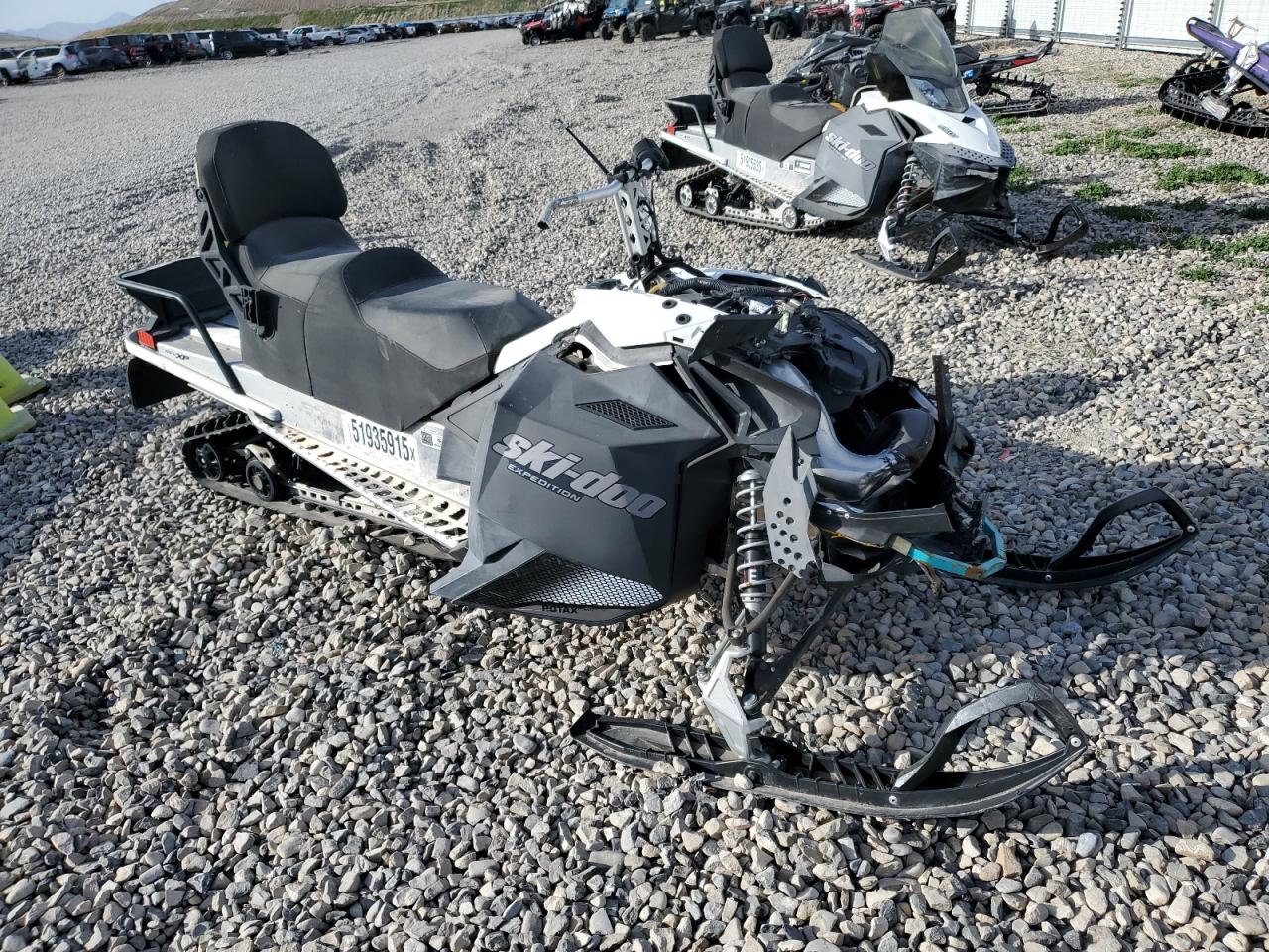 2020 Skidoo Expedition for Sale in Magna, UT - Front End