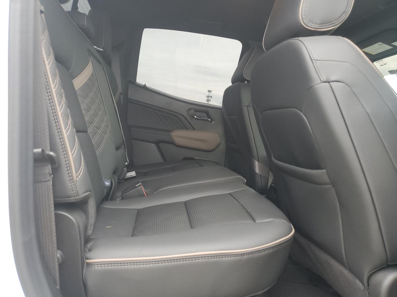 2025 GMC Canyon Denali VIN: 1GTP2FEK1S1124765 Lot: 51665015