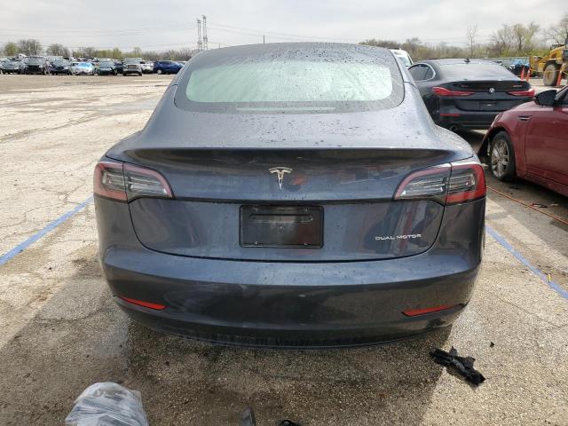  TESLA MODEL 3 2022 Серый
