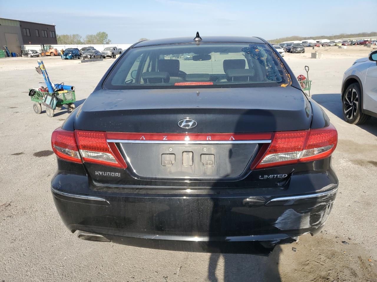2011 Hyundai Azera Gls VIN: KMHFC4DF5BA552237 Lot: 53460455