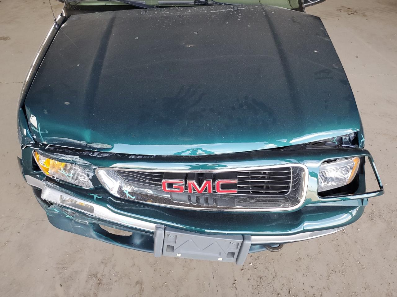 1997 GMC Jimmy VIN: 1GKDT13W5V2559381 Lot: 51268325